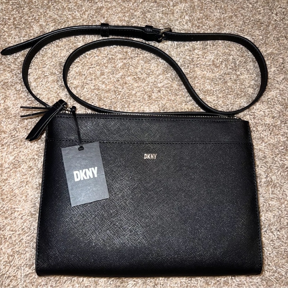 NWT DKNY Bryant Park Black Crossbody Bag $148